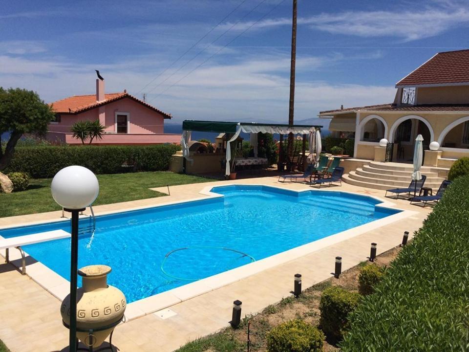 Villa Vs Vathí Exterior photo